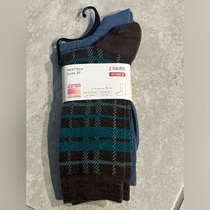 New UNIQLO HEATTECH Socks Women’s Shoe Size 7.5-10 2 pairs blue and brown